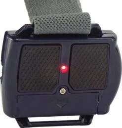 LOUZIR Elektronische Anti-snurk Polsband- Snore Stopper - Biosensor Armband- Infrarood Anti Snoring -Zelfzorg Winkel 1143x1200 1