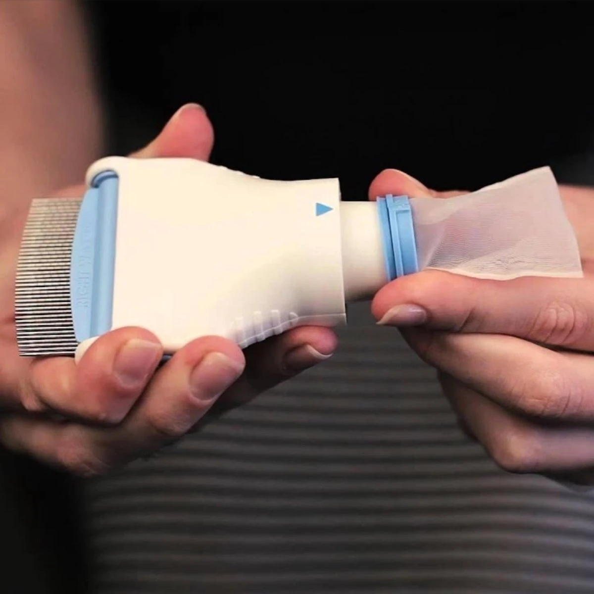 Ehivo® Elektrische Luizenkam - Wit | Luizenkam / Netenkam / Luizen Verwijderaar / Luizen Verwijderen / Kam Tegen Luizen / Luizen Bestrijden / Elektrische Netenkam / Hoofdluis Verwijderen | Nieuw 2019 Model 8 Ehivo® Elektrische Luizenkam - Wit | Luizenkam / Netenkam / Luizen Verwijderaar / Luizen Verwijderen / Kam Tegen Luizen / Luizen Bestrijden / Elektrische Netenkam / Hoofdluis Verwijderen | Nieuw 2019 Model - Afbeelding 6