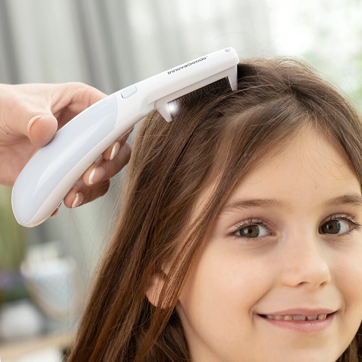 Innovagoods - Elektrische Luizenkam - Luizenbestrijding - Netenkam - Met Accessoires - Geen Geurtjes Of Chemicaliën 18 Innovagoods - Elektrische Luizenkam - Luizenbestrijding - Netenkam - Met Accessoires - Geen Geurtjes Of Chemicaliën - Afbeelding 16